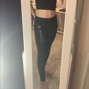 High Wasted Skinny Jeans - NEW WITH TAGS